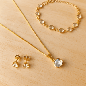 Kit Conjunto Colar + Pulseira+ Brinco Ponto de Luz Banhado a Ouro 18k